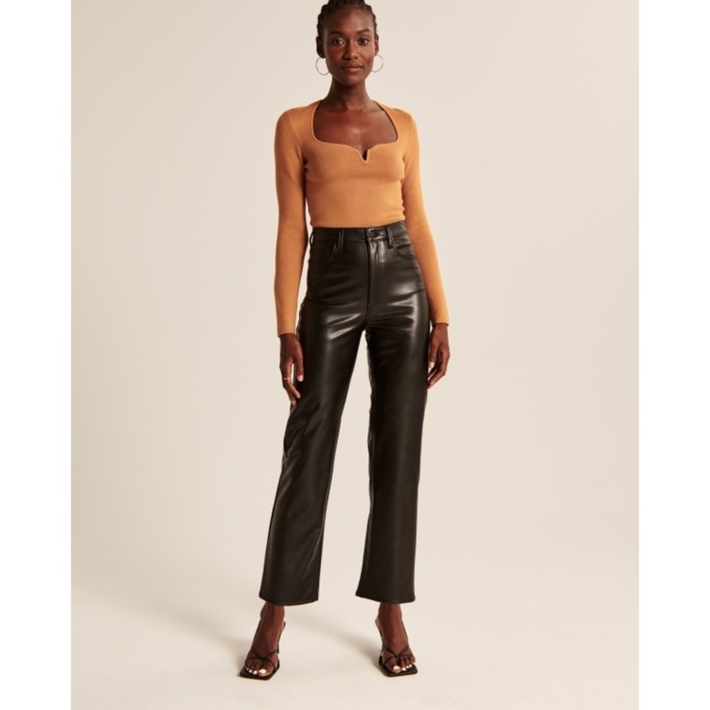 NWT Abercrombie & Fitch Vegan Leather Ankle Straight Pant Black‎ Size 28